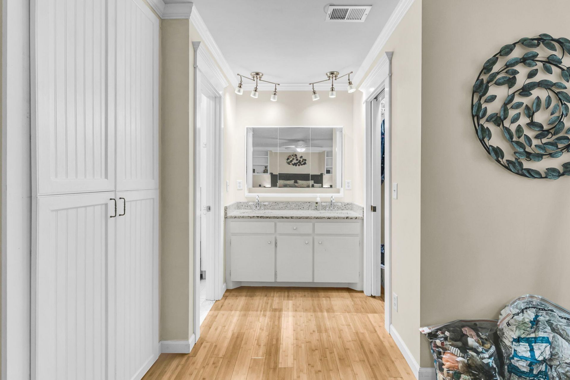 107 Westminster Avenue Photo 31
