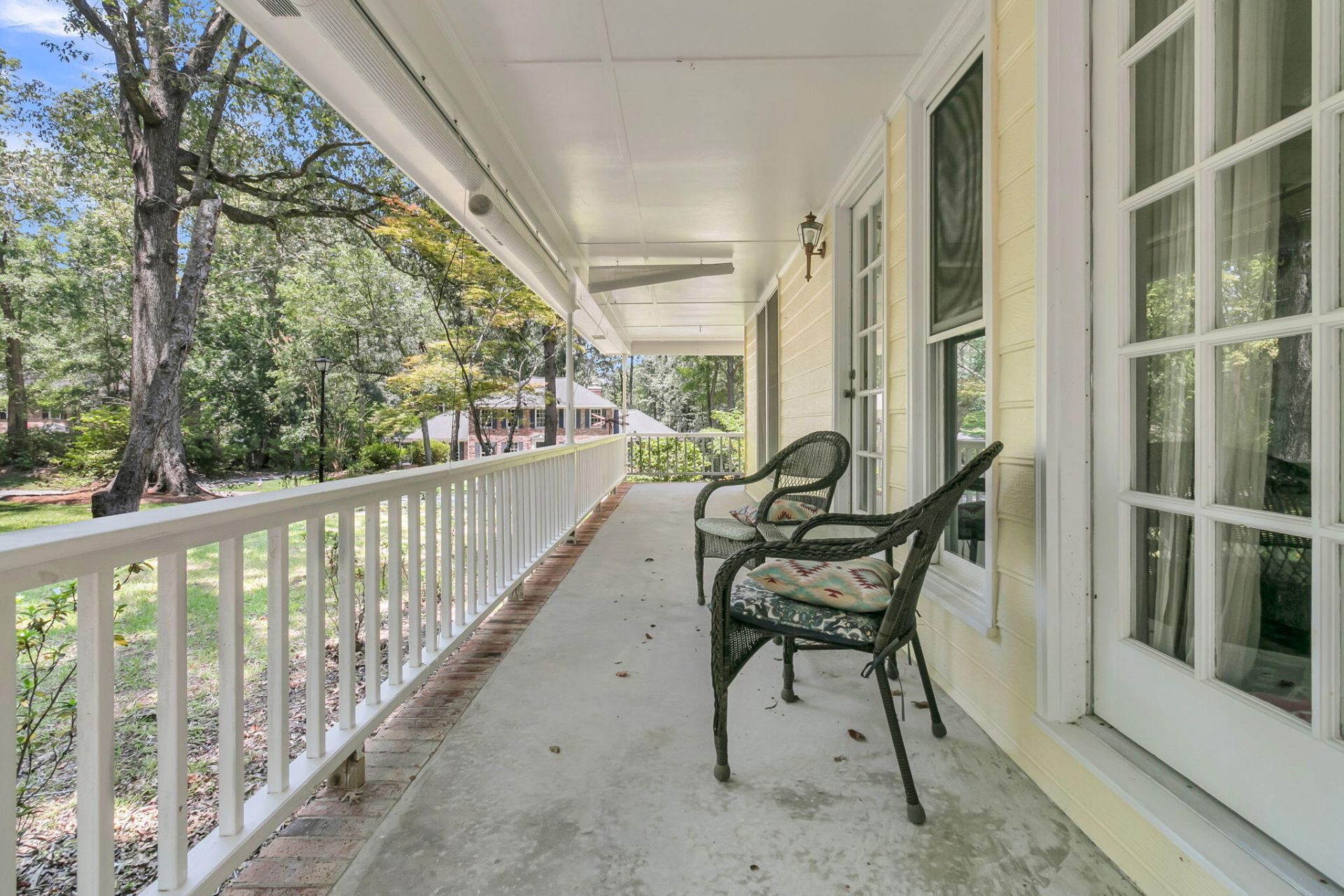 107 Westminster Avenue Photo 43