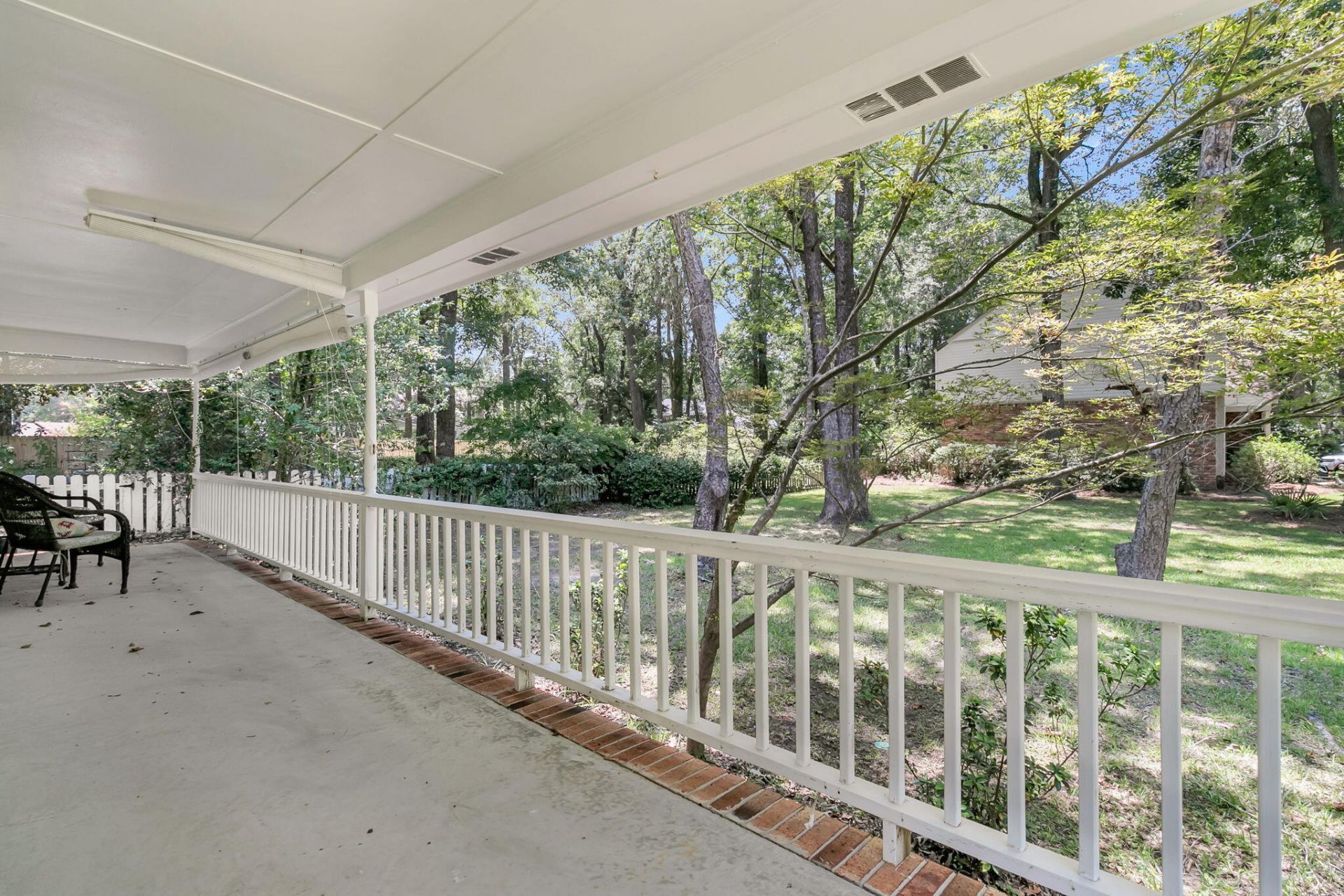 107 Westminster Avenue Photo 44