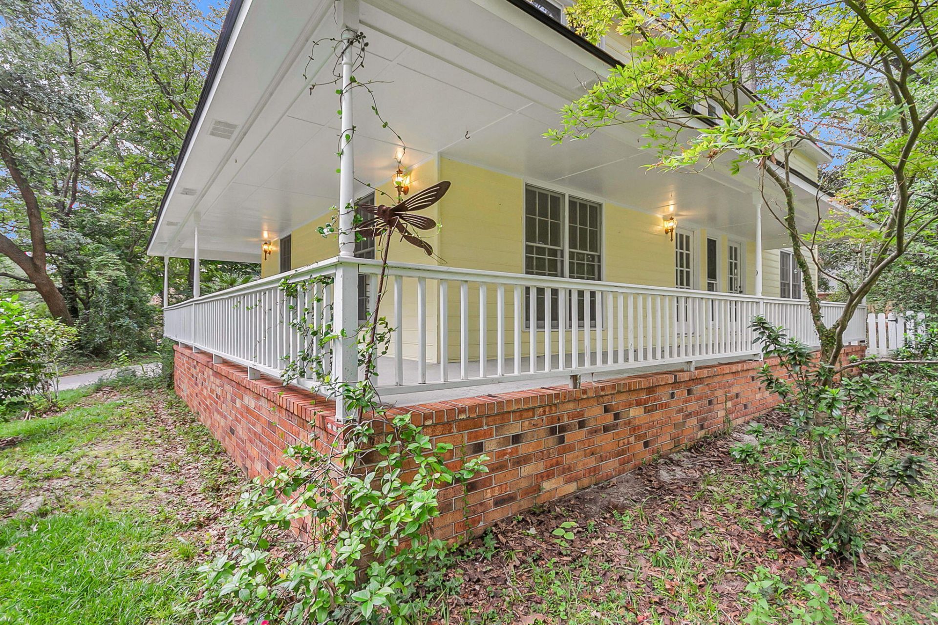 107 Westminster Avenue Photo 49