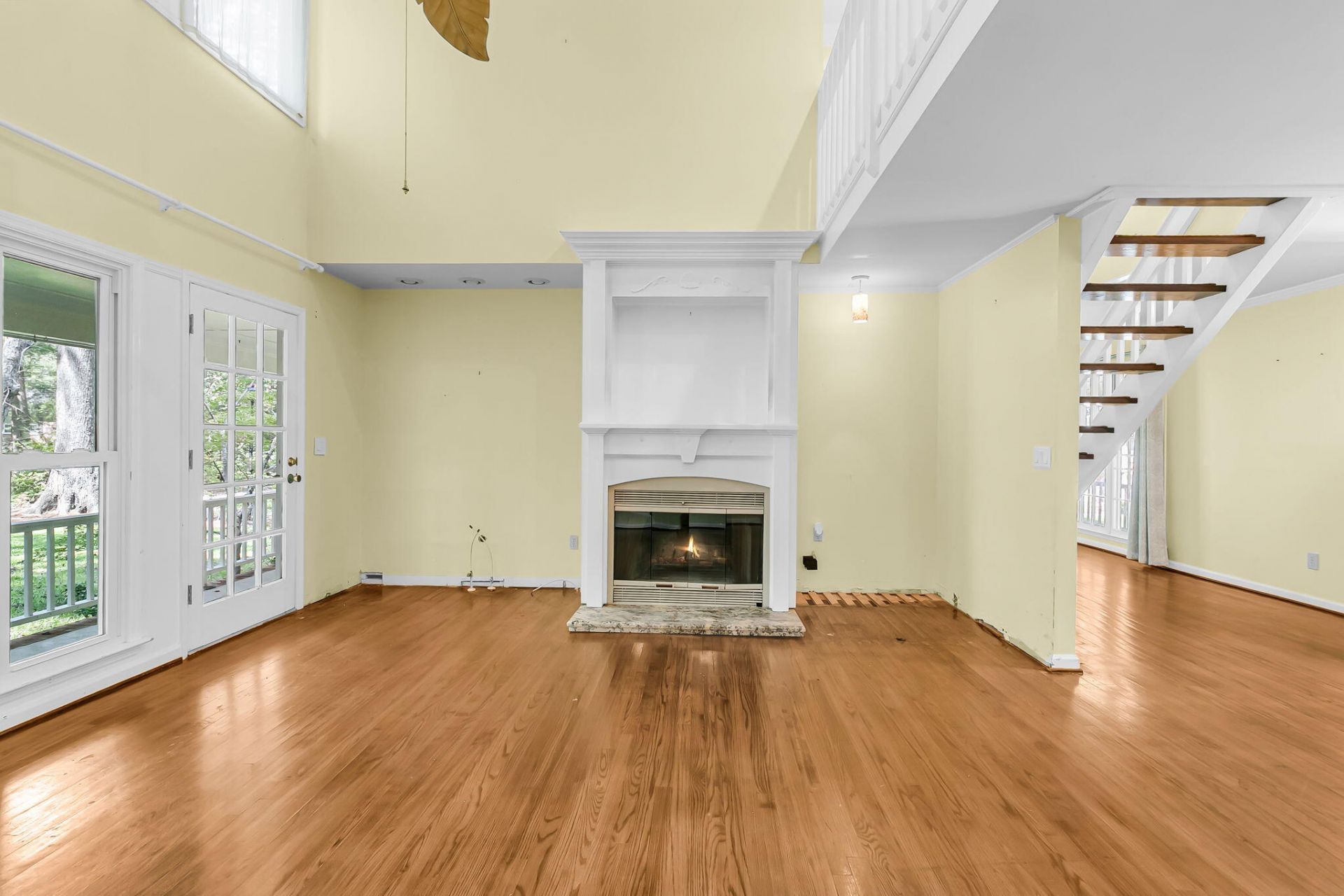 107 Westminster Avenue Photo 5