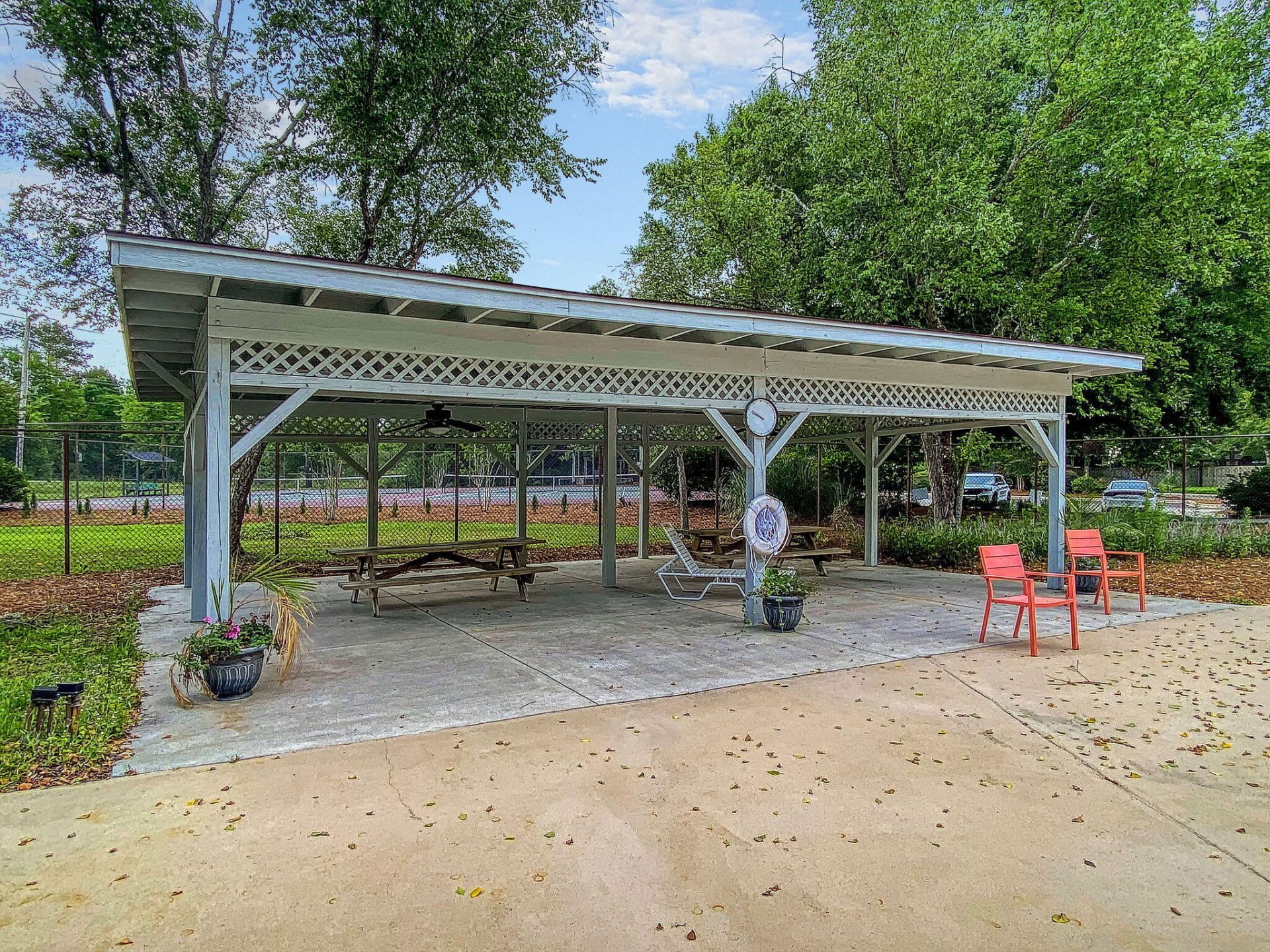 107 Westminster Avenue Photo 56