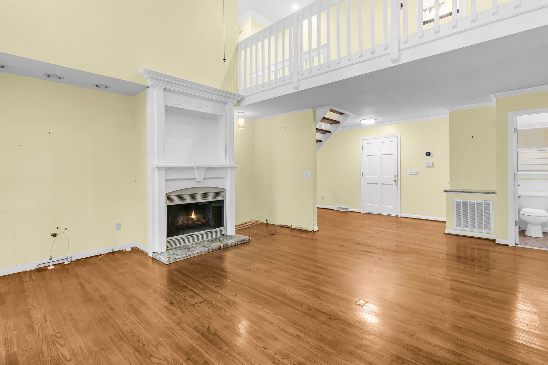 107 Westminster Avenue Photo 6
