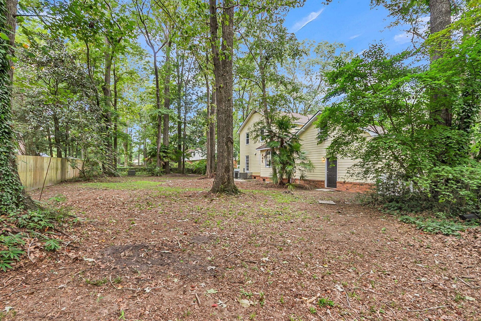 107 Westminster Avenue Photo 63