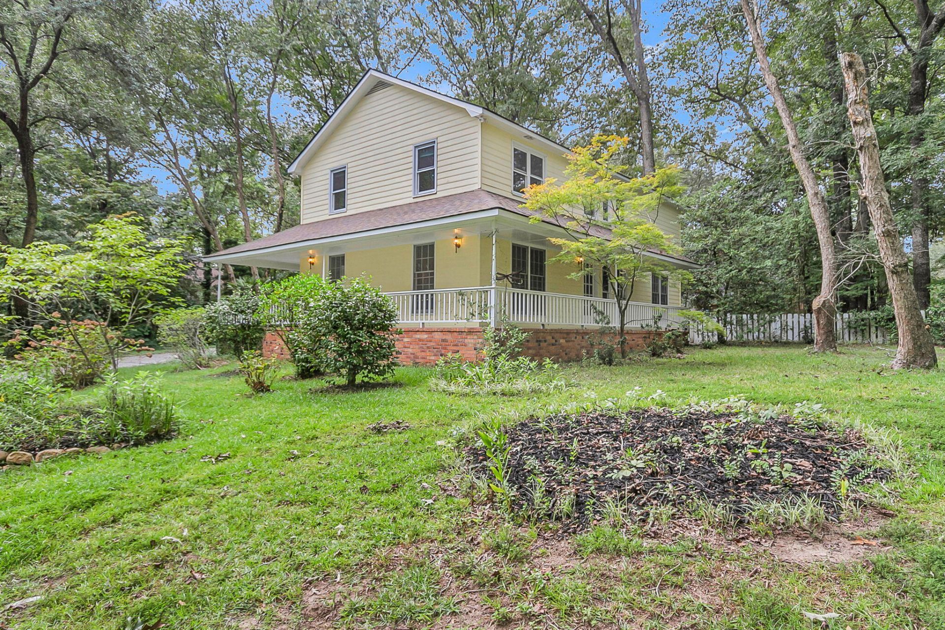 107 Westminster Avenue Photo 68