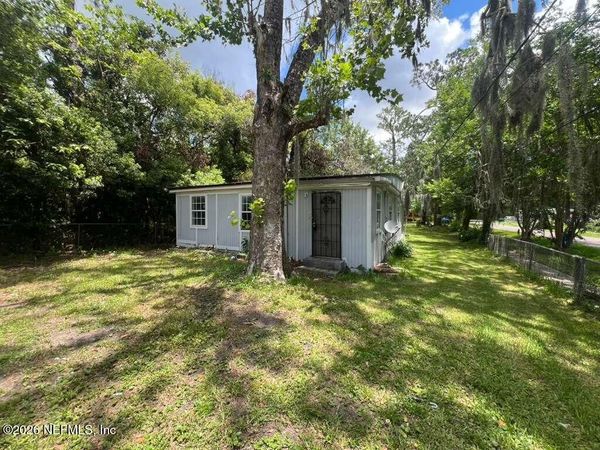 8903 WASHINGTON Avenue, Jacksonville, FL 32208