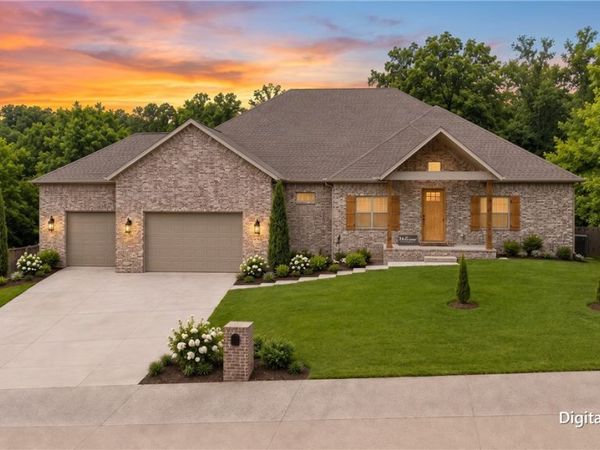 12412 Wildwood Drive, Rogers, AR 72756