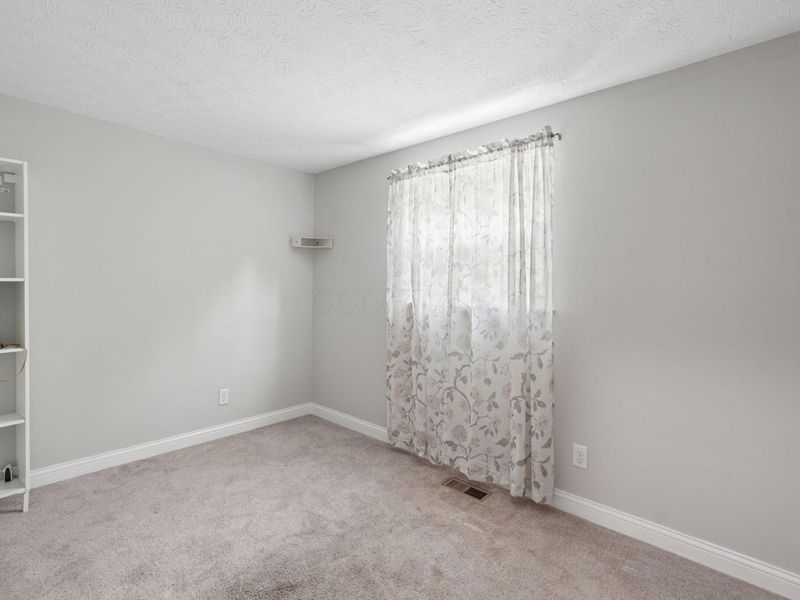2622 Hingham Lane, Columbus, OH 43224 Photo 25