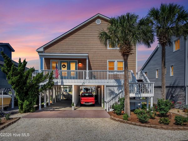 27 Richmond Street , Ocean Isle Beach, NC 28469