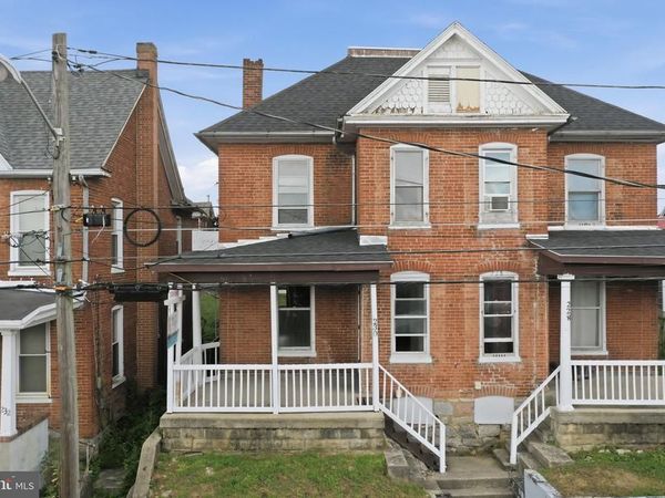 230 RIDGE AVENUE, WAYNESBORO, PA 17268
