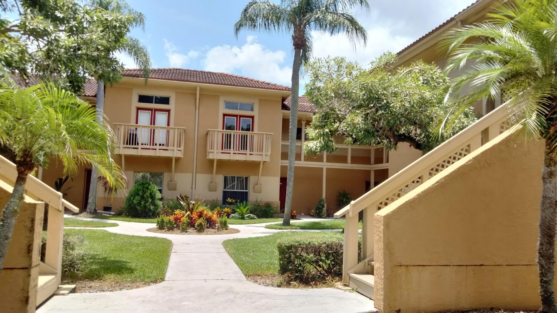 4759 Via Palm Lakes, Unit 305, West Palm Beach, FL 33417 Photo