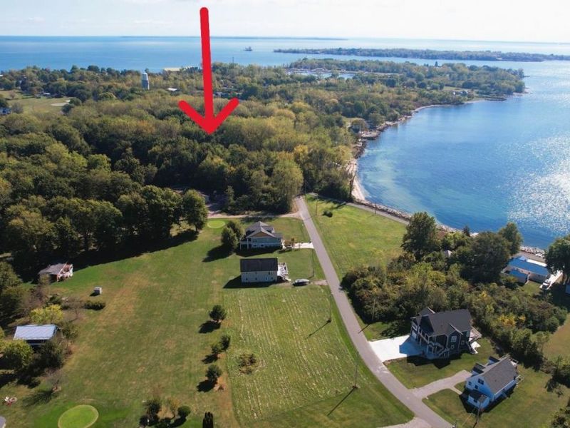 403 Runkel Road, Middle Bass Island, OH 43446 Photo 1