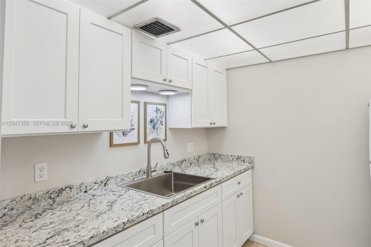 13455 SW 9th Ct , Unit 108J, Pembroke Pines, FL 33027 Photo
