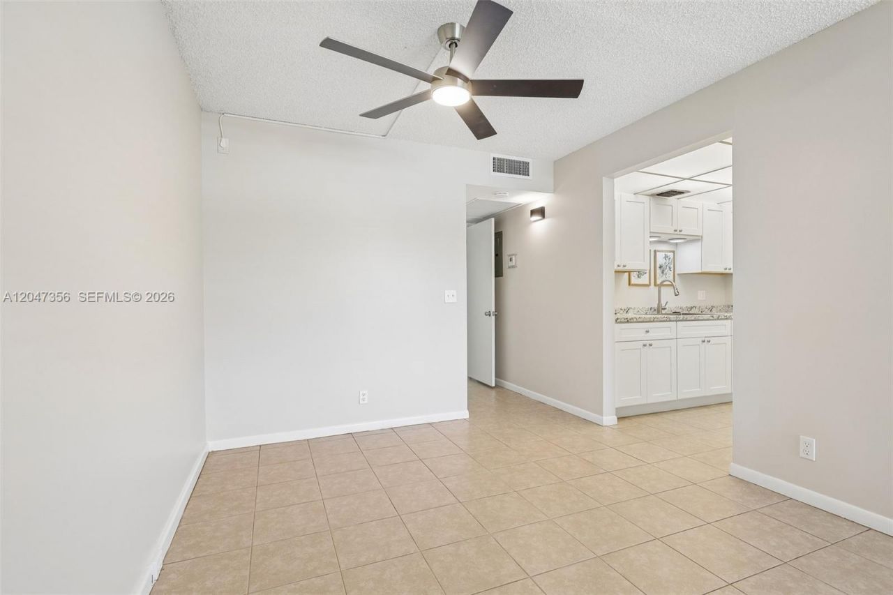 13455 SW 9th Ct , Unit 108J, Pembroke Pines, FL 33027 Photo