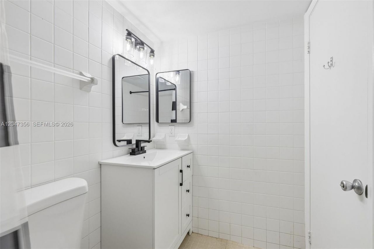 13455 SW 9th Ct , Unit 108J, Pembroke Pines, FL 33027 Photo