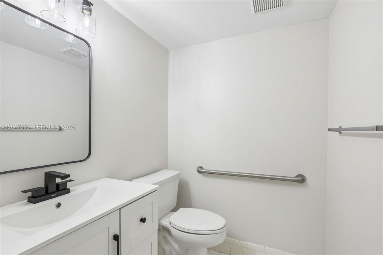 13455 SW 9th Ct , Unit 108J, Pembroke Pines, FL 33027 Photo