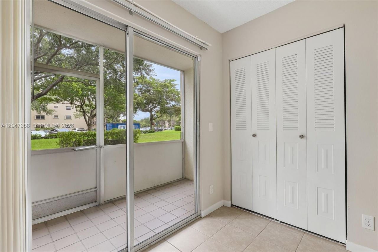 13455 SW 9th Ct , Unit 108J, Pembroke Pines, FL 33027 Photo