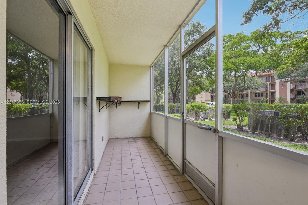13455 SW 9th Ct , Unit 108J, Pembroke Pines, FL 33027 Photo