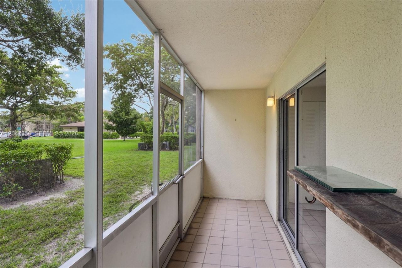 13455 SW 9th Ct , Unit 108J, Pembroke Pines, FL 33027 Photo