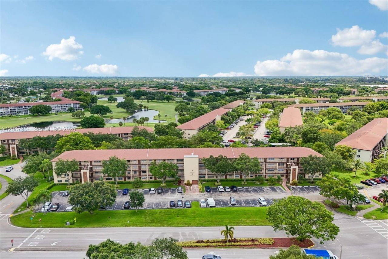 13455 SW 9th Ct , Unit 108J, Pembroke Pines, FL 33027 Photo
