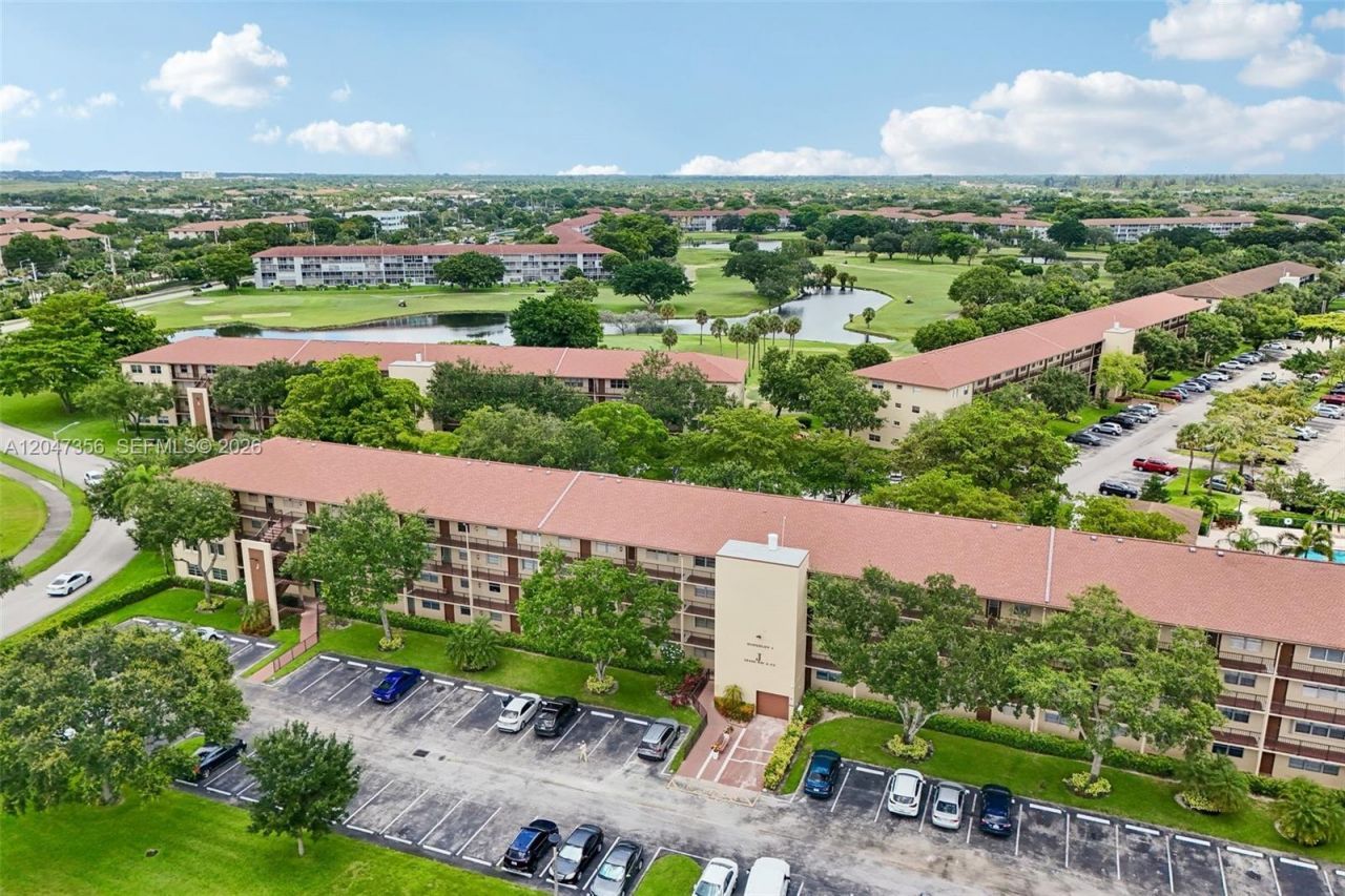 13455 SW 9th Ct , Unit 108J, Pembroke Pines, FL 33027 Photo