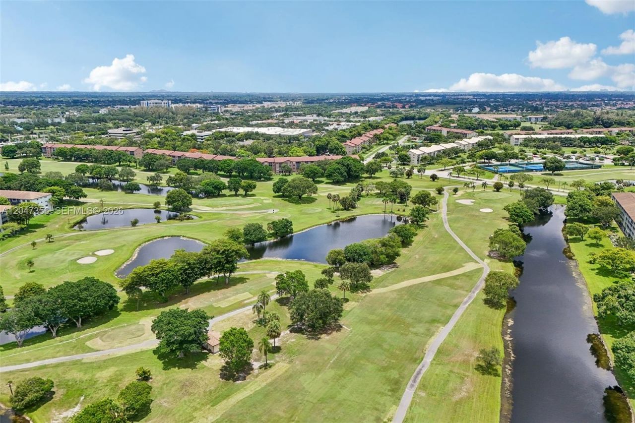 13455 SW 9th Ct , Unit 108J, Pembroke Pines, FL 33027 Photo
