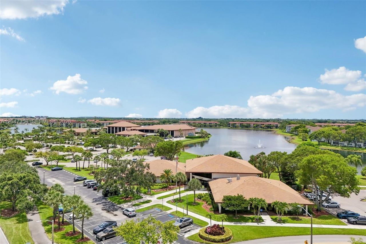 13455 SW 9th Ct , Unit 108J, Pembroke Pines, FL 33027 Photo
