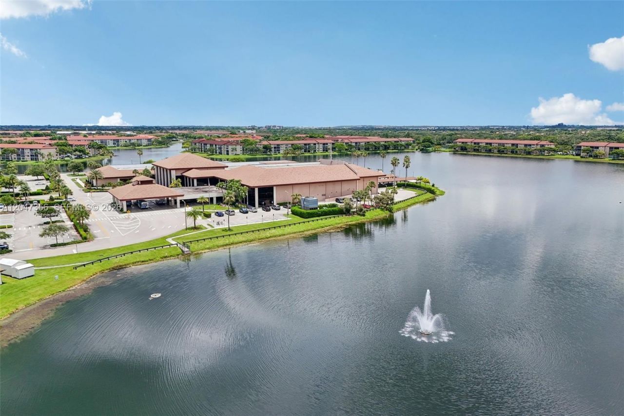13455 SW 9th Ct , Unit 108J, Pembroke Pines, FL 33027 Photo