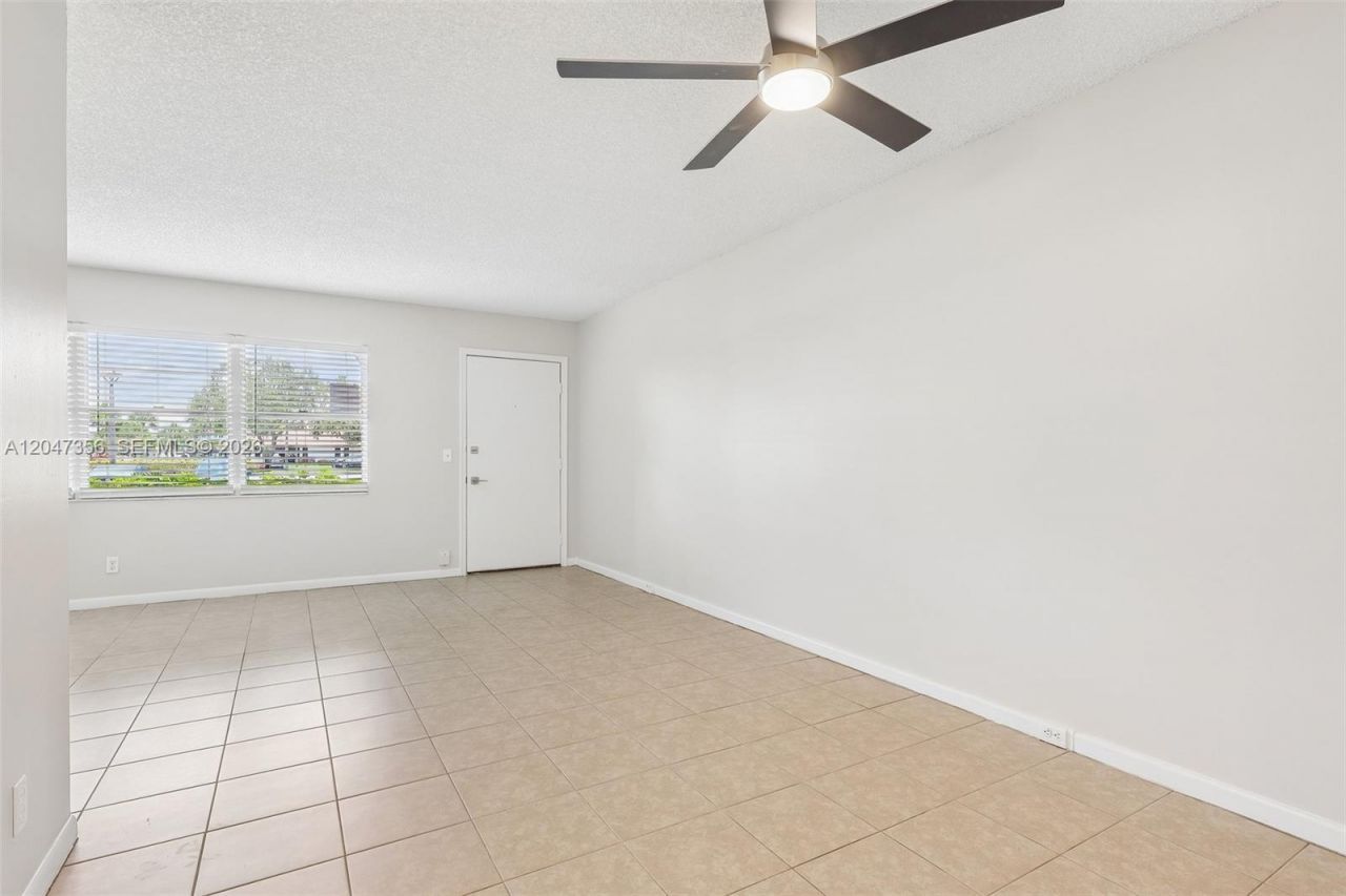 13455 SW 9th Ct , Unit 108J, Pembroke Pines, FL 33027 Photo