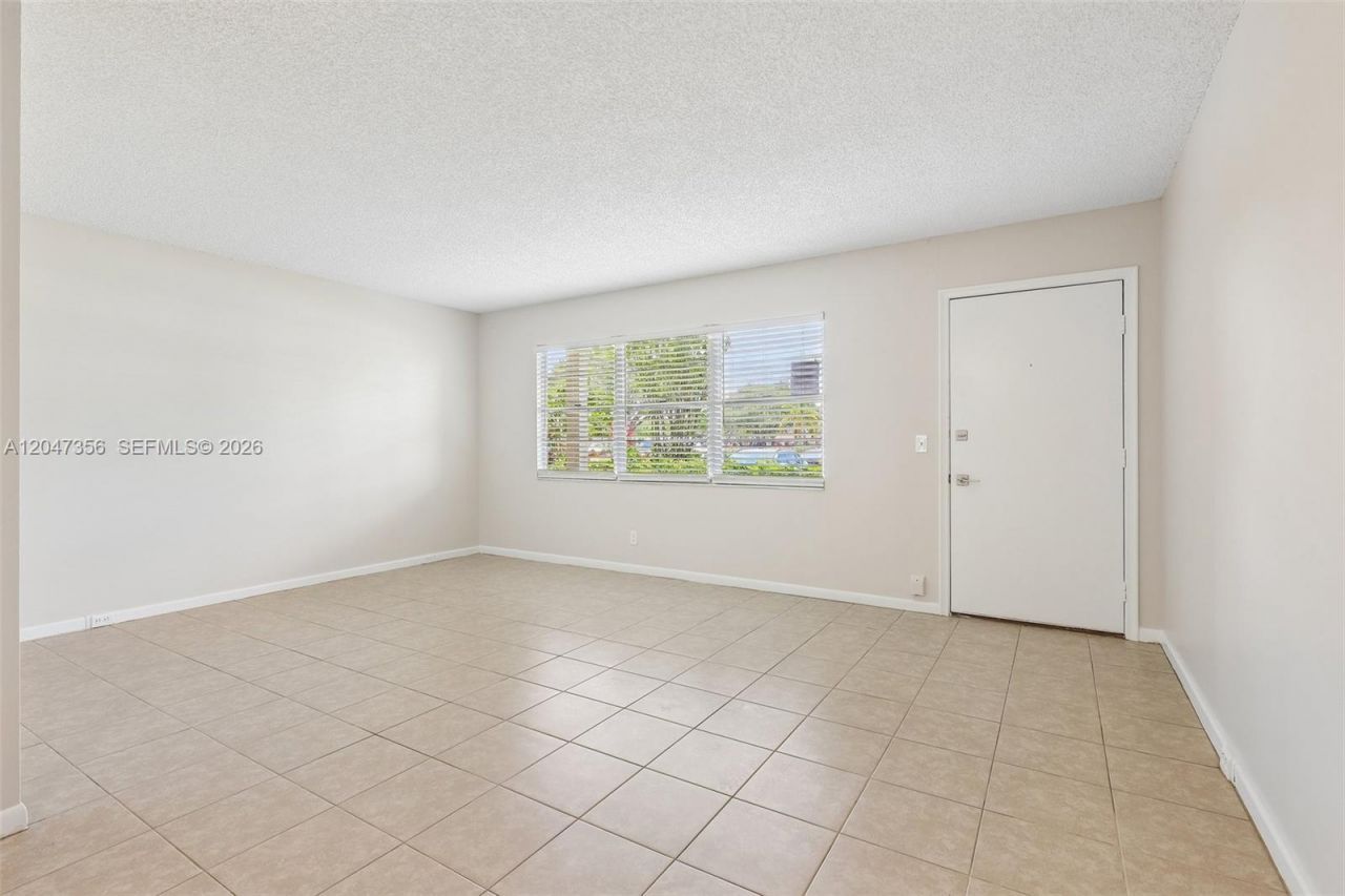 13455 SW 9th Ct , Unit 108J, Pembroke Pines, FL 33027 Photo