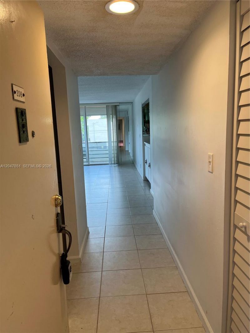 403 NW 68th Ave , Unit 206, Plantation, FL 33317 Photo