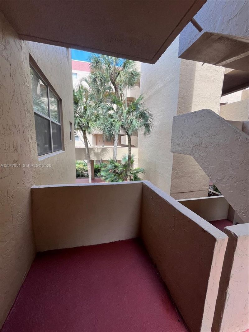 403 NW 68th Ave , Unit 206, Plantation, FL 33317 Photo