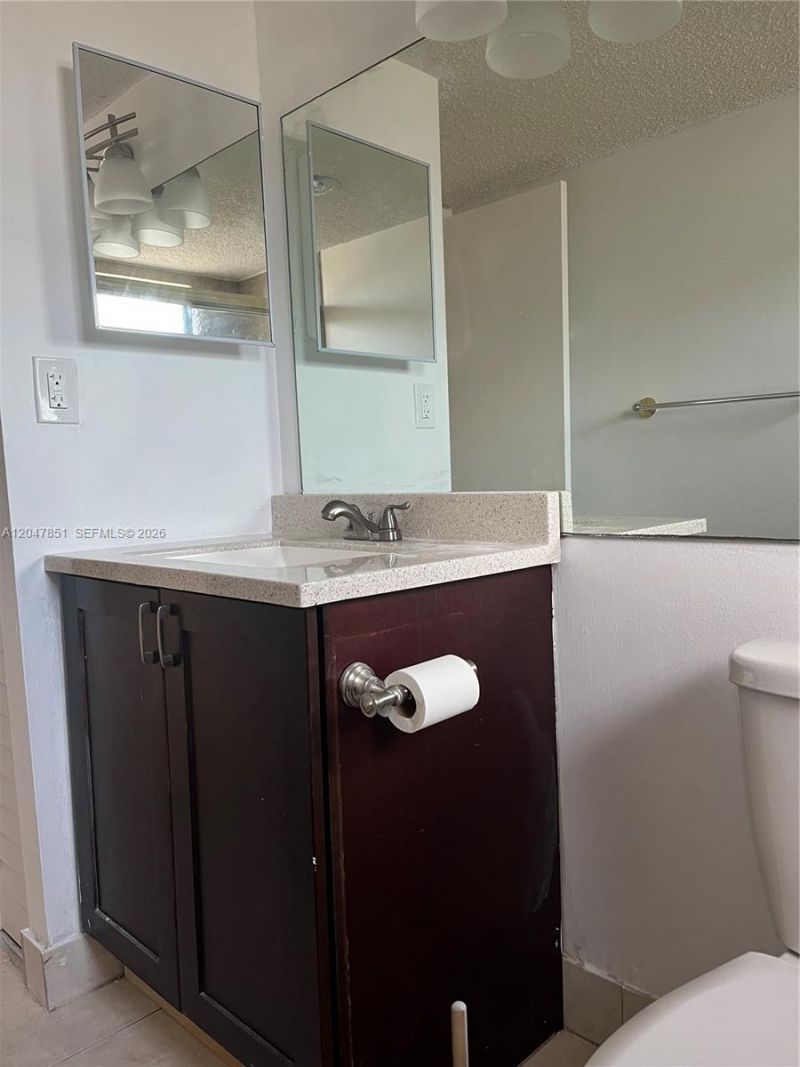 403 NW 68th Ave , Unit 206, Plantation, FL 33317 Photo
