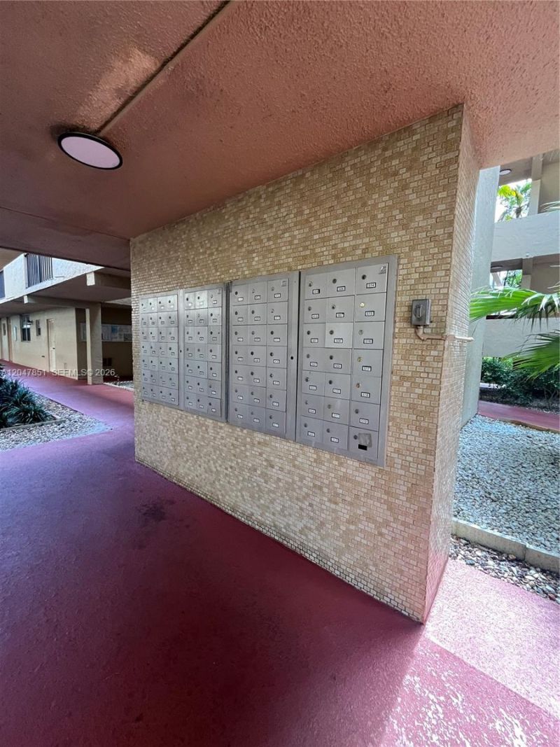 403 NW 68th Ave , Unit 206, Plantation, FL 33317 Photo