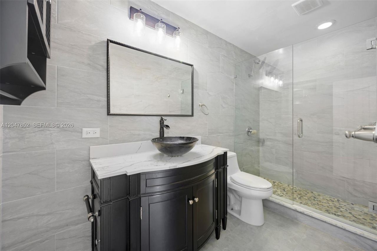 Please Call For Address, Fort Lauderdale, FL 33315 Photo