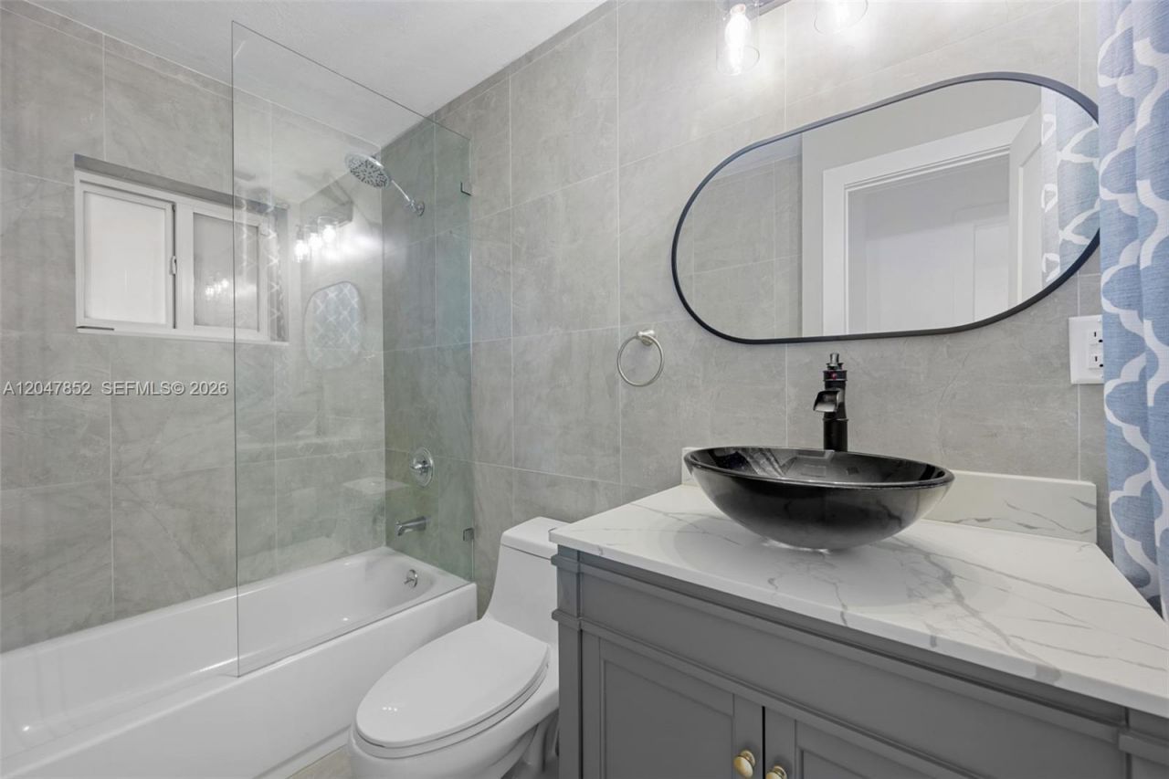 Please Call For Address, Fort Lauderdale, FL 33315 Photo