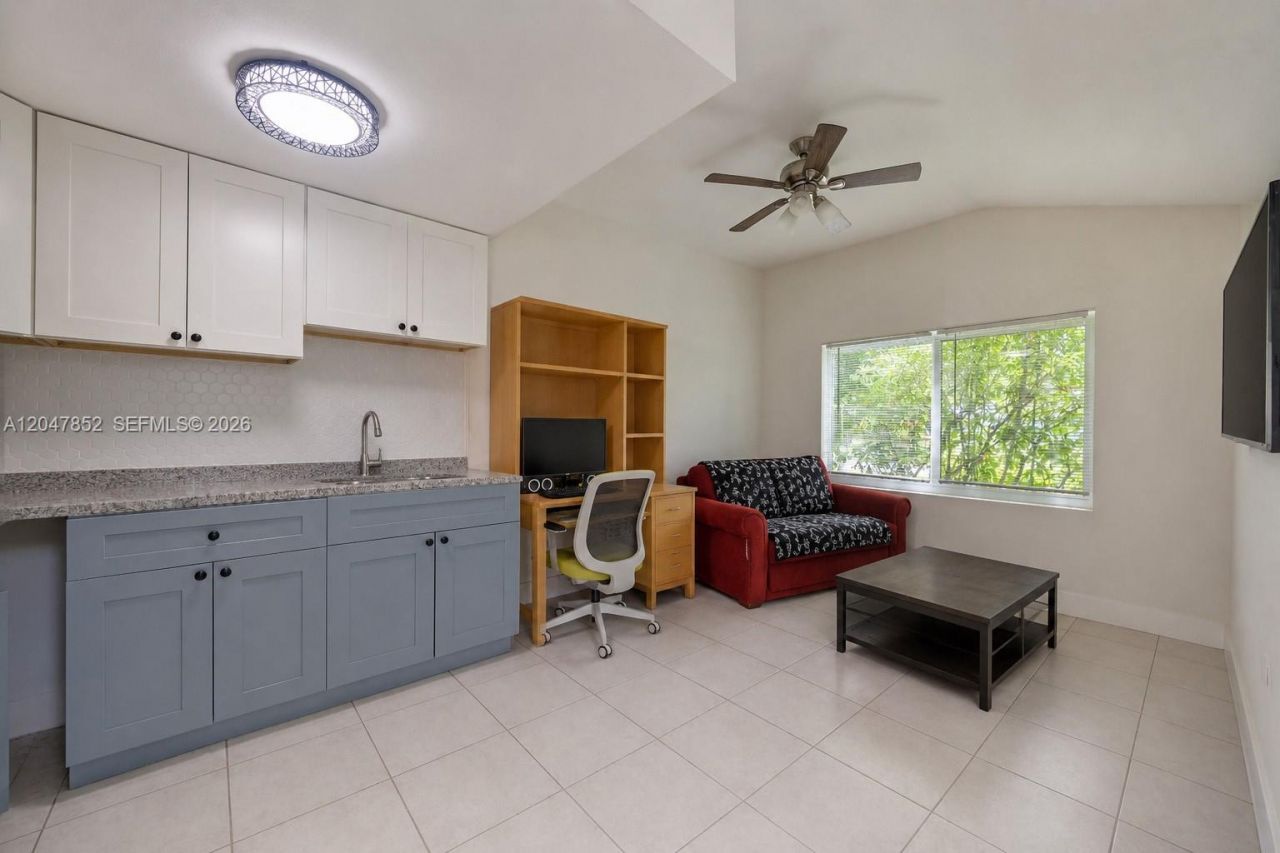 Please Call For Address, Fort Lauderdale, FL 33315 Photo