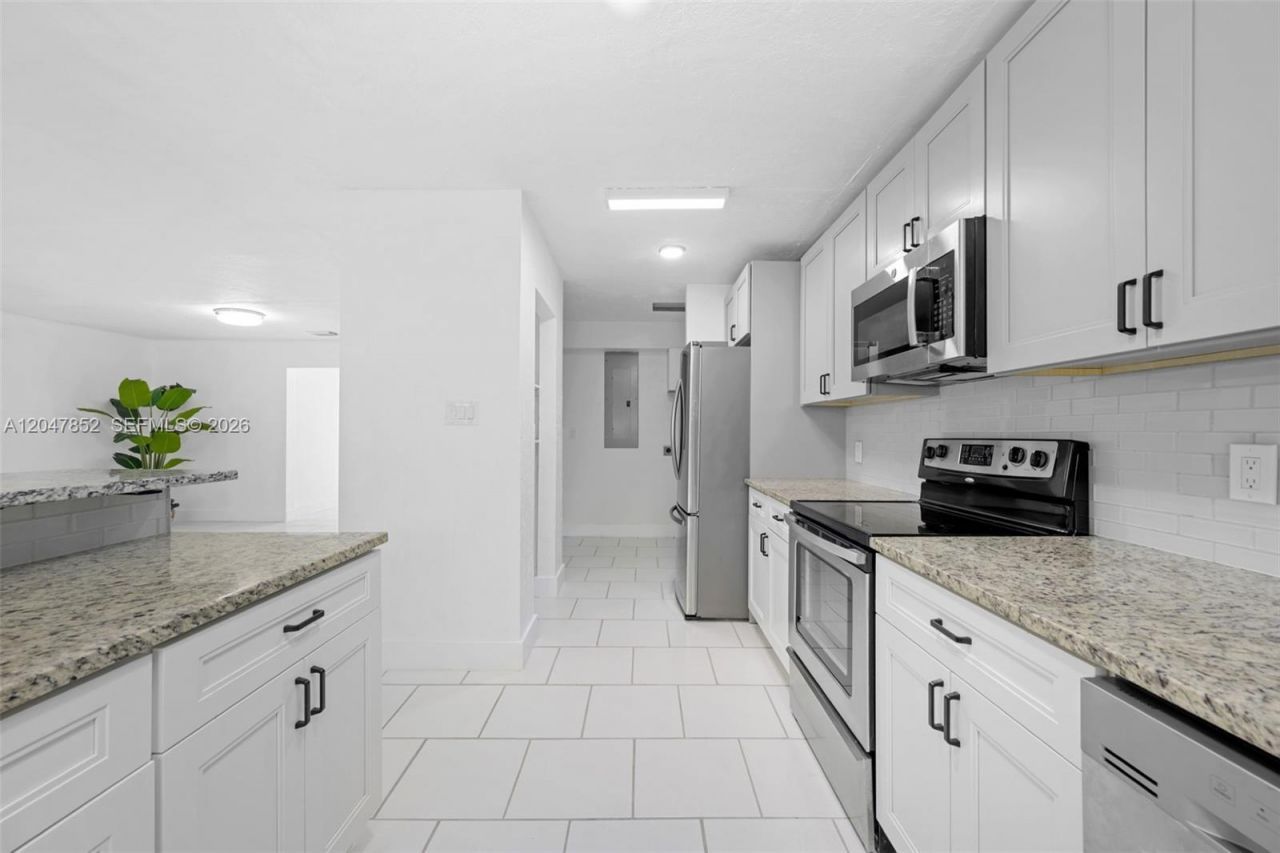 Please Call For Address, Fort Lauderdale, FL 33315 Photo
