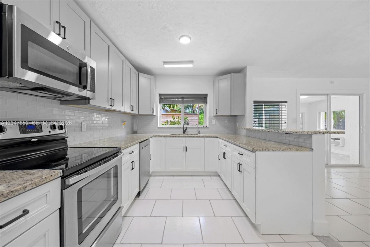 Please Call For Address, Fort Lauderdale, FL 33315 Photo