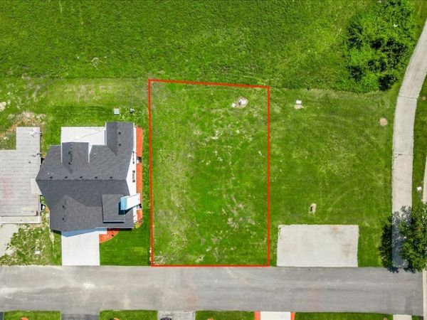 2076 Waters Edge Drive , Minooka, IL 60447