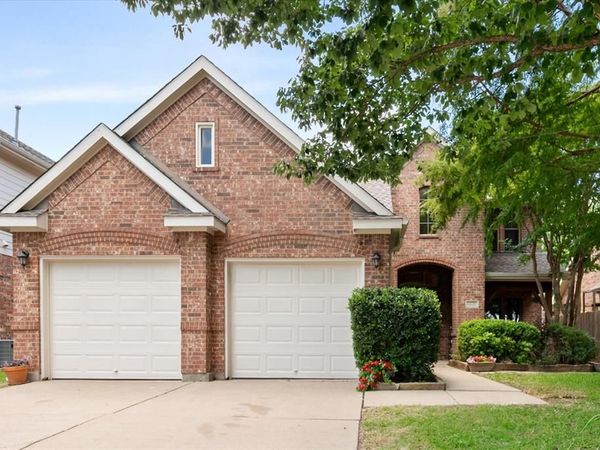 6945 Shoreview Drive, Grand Prairie, TX 75054