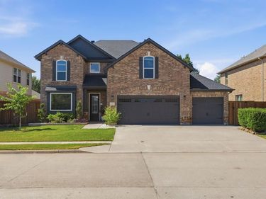 1433 Mesa Crest Drive, Fort Worth, TX 76052