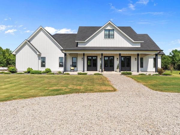 157 S Mt Olive Road , Vilonia, AR 72173