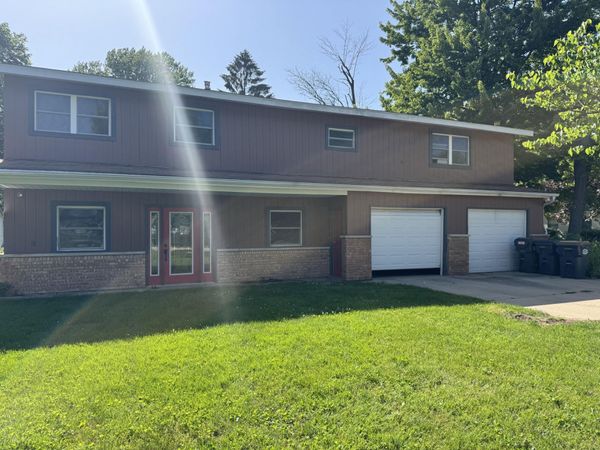 748 Green Street, South Haven, MI 49090