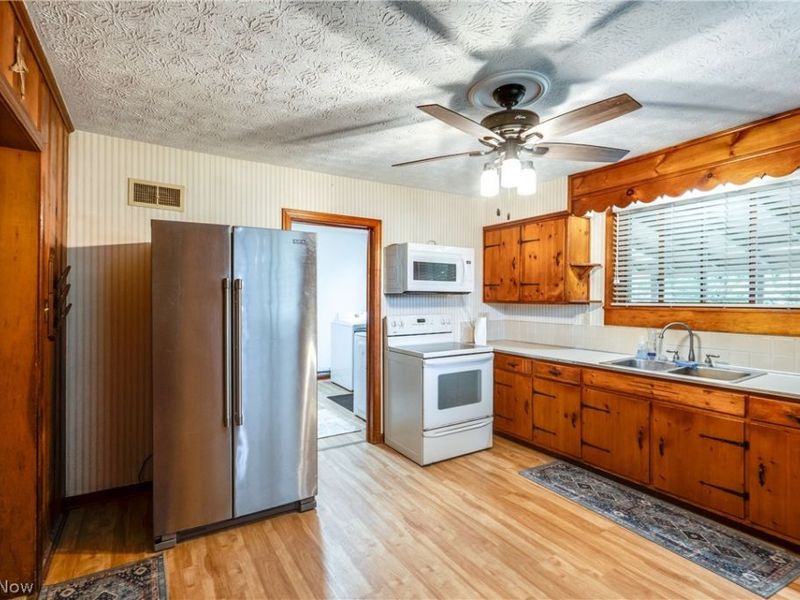 3565 Herbert Street, Mogadore, OH 44260 Photo 9