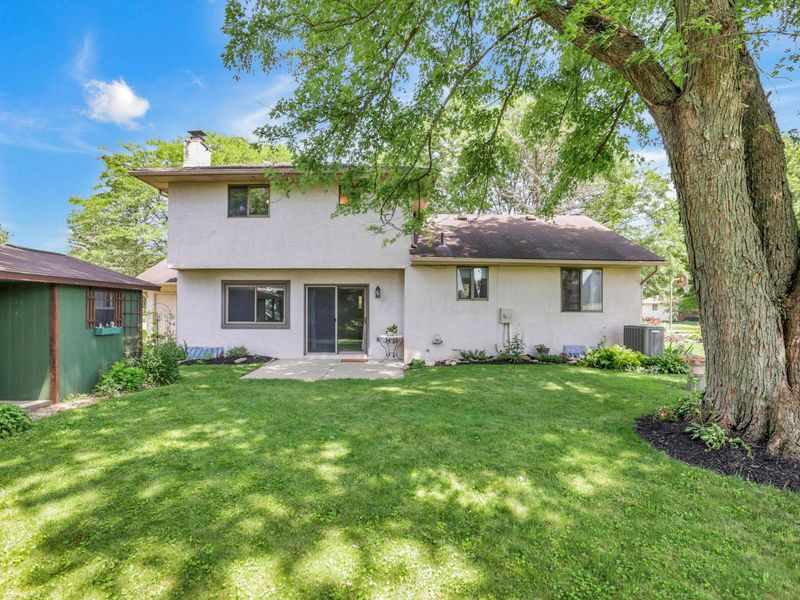 11 Roma Court SW, Etna, OH 43062 Photo 4
