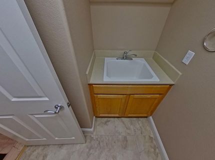 1692 Woodhaven Cir, Roseville, CA 95747 Photo
