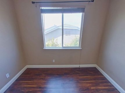 1692 Woodhaven Cir, Roseville, CA 95747 Photo