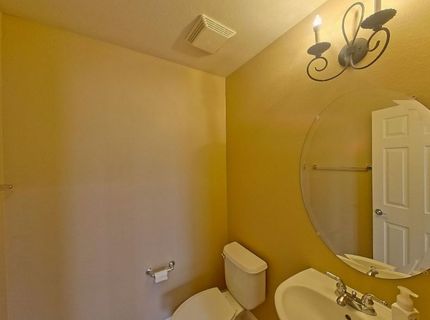 1692 Woodhaven Cir, Roseville, CA 95747 Photo