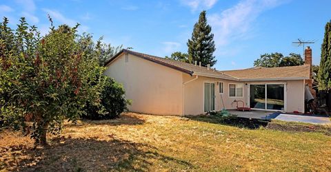 7524 Mctavish Cir, Sacramento, CA 95828 Photo
